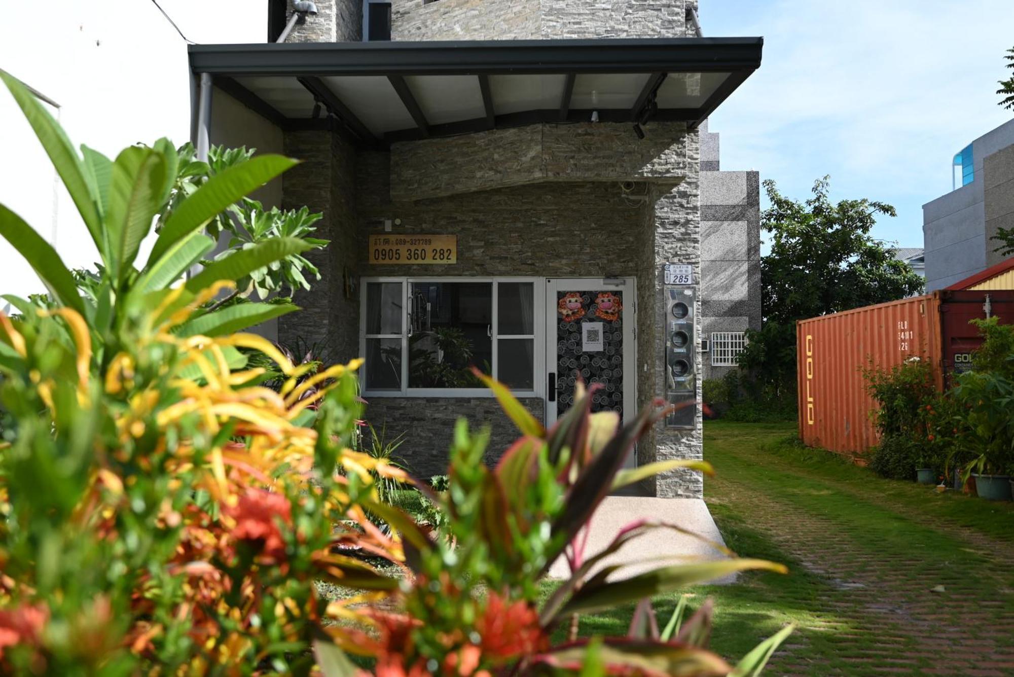 โฮป คาสเซิล บีแอนด์บี Apartment Taitung ภายนอก รูปภาพ